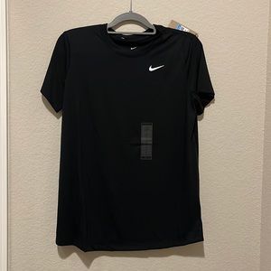 black dri fit nike tshirt